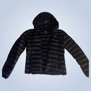 🖤 Aritzia TNA Mini Puffer Jacket